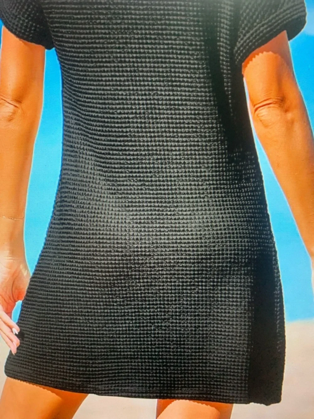 Black Waffle Knit Short Sleeve Tie-Hem Dress - Picture 6 of 6